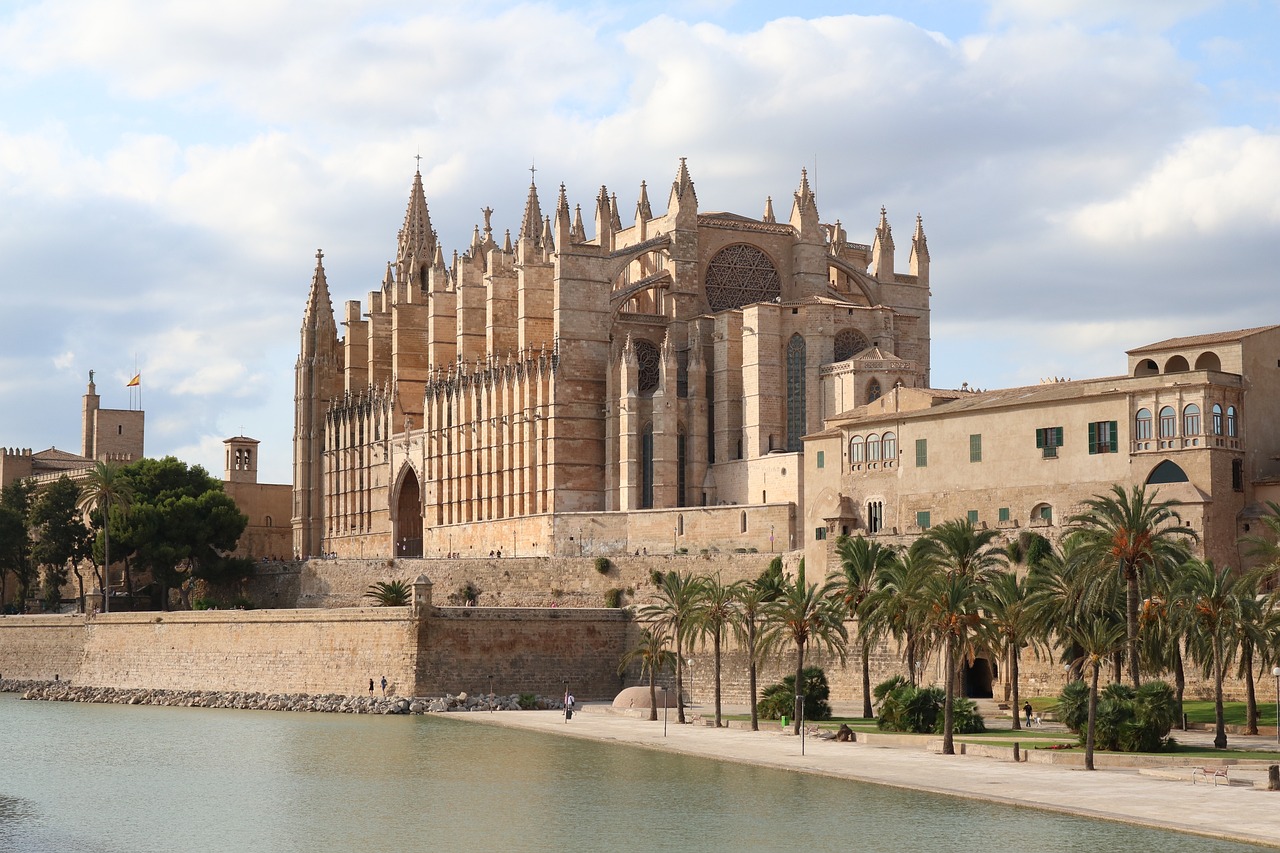 Palma de Mallorca je pravý turistický ráj