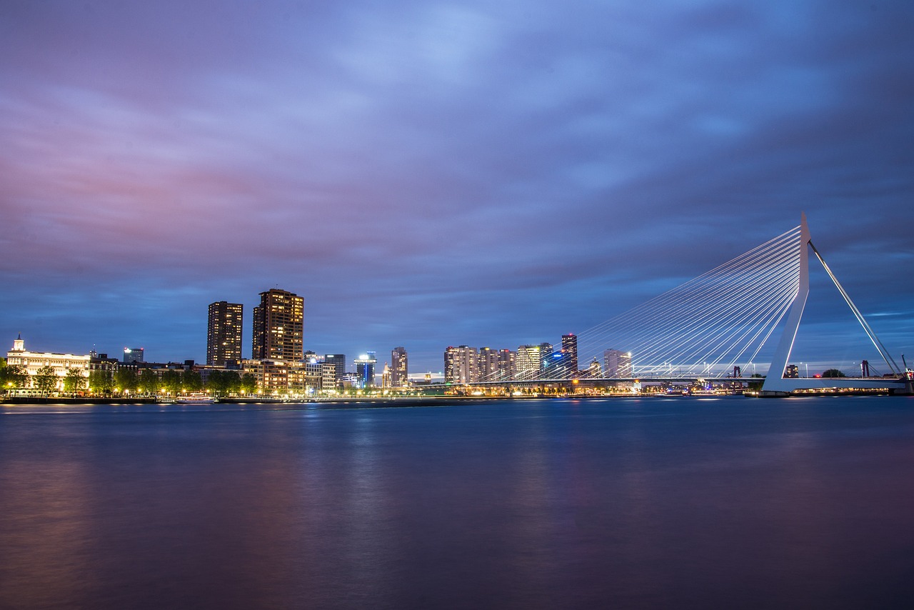 Rotterdam není typické Nizozemsko, je to holandská Amerika